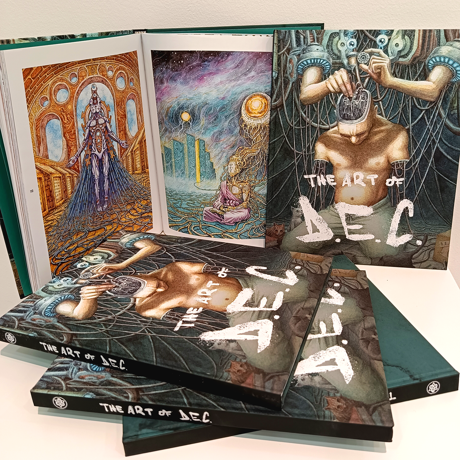 ARTBOOK -" The Art of Dec" + Dec Logo + 2 Bookmarks + 2 Postcards